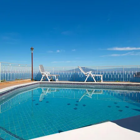 Donna Giovanna - Pool & Sea View Villa Sorrento